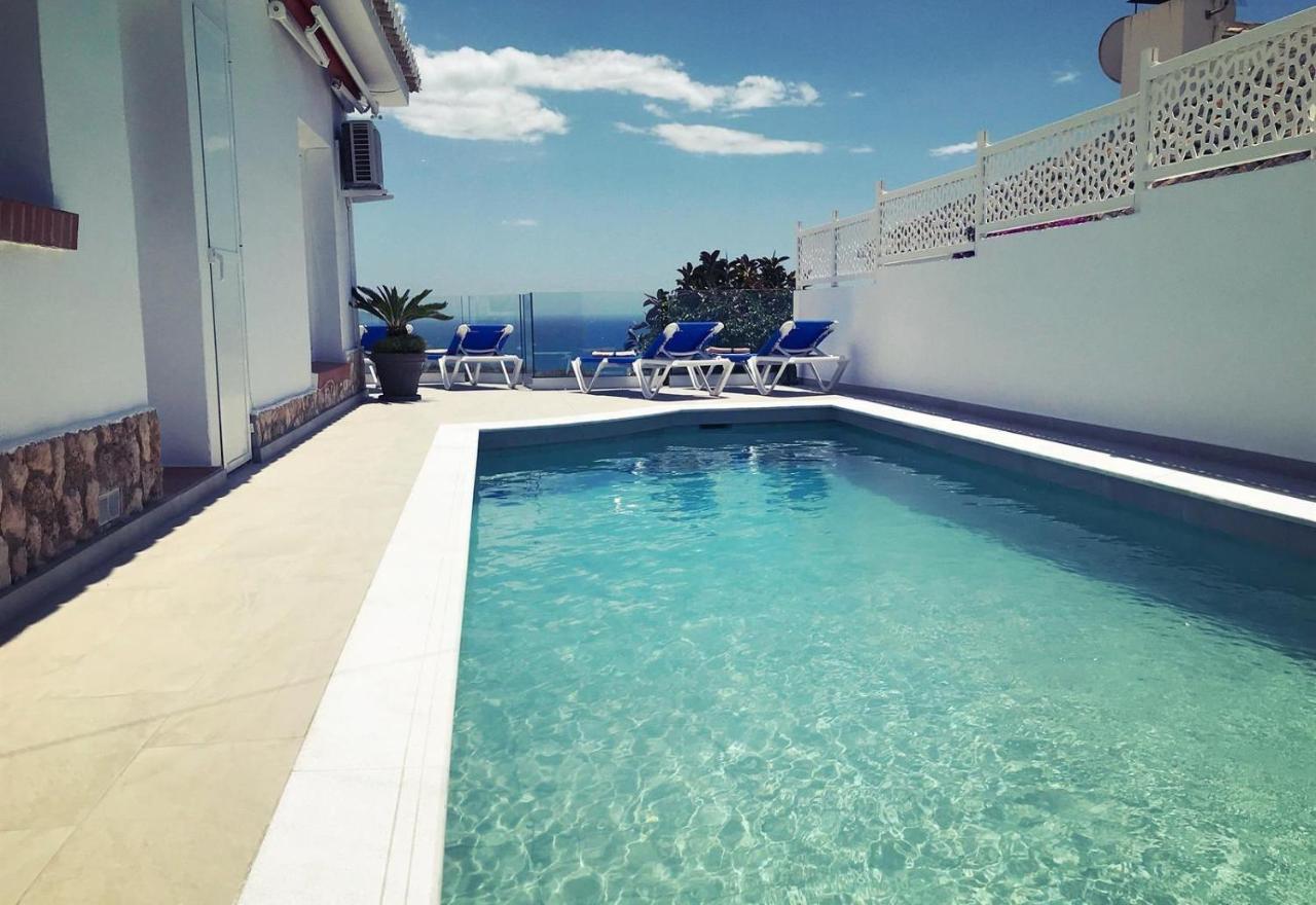 Villa La Chinita Нерха Екстериор снимка